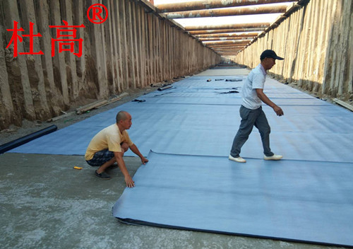 杜高非瀝青基自粘膠膜防水卷材在施工中的注意事項(xiàng)