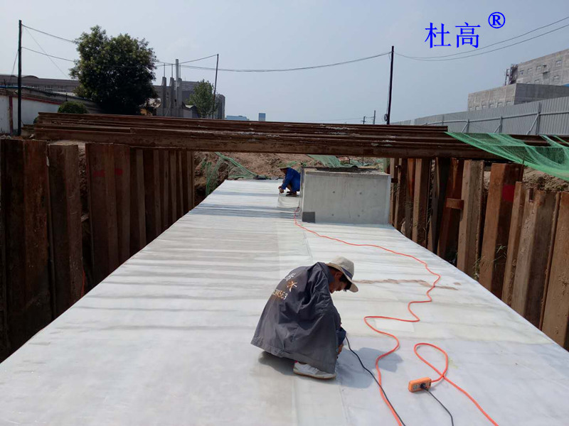 杜高耐根穿刺高分子卷材施工注意事項